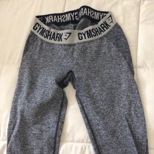 size Medium gymshark women’s flex leggings